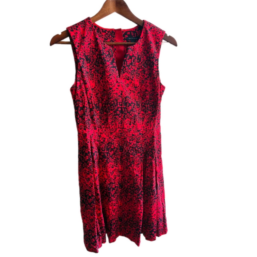 Tommy Hilfiger Fit Flare Dress Womens 4 Red Black Excellent Floral V-Neck Zip